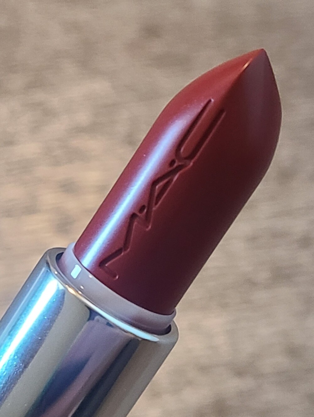 MAC Lipstick Shade 549 PDA New Chic Classy